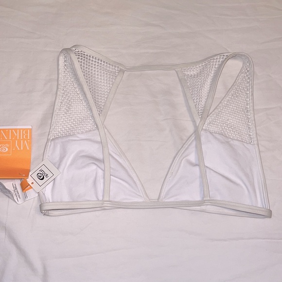 White bikini top - Picture 3 of 3